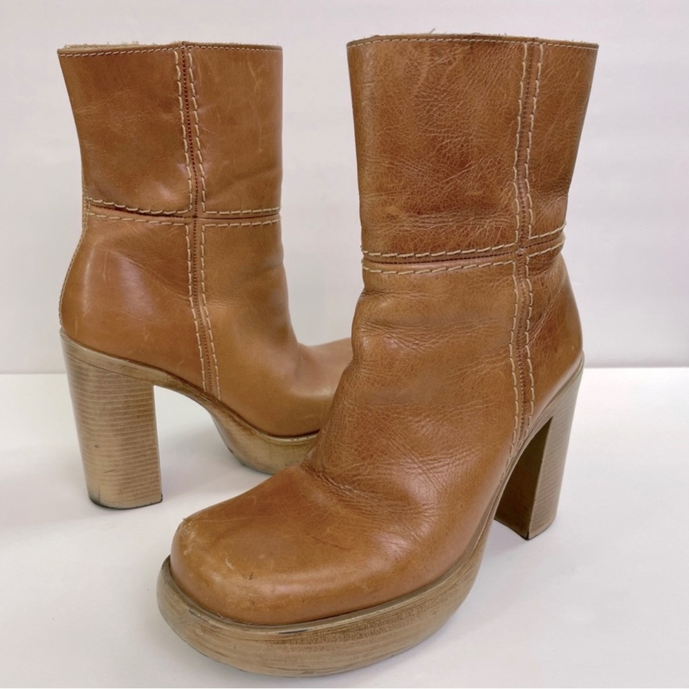 Vintage Steve Madden Platform Boots Patchwork Contrast Stitch